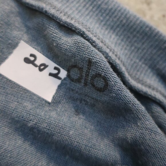 Womens Alo Yoga Blue High Low Pullover Sweatshirt Top S - Picture 8 of 13